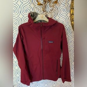 Women’s Patagonia jacket size small